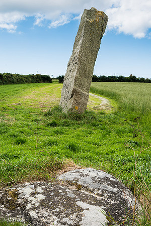 The Pipers, North Stone