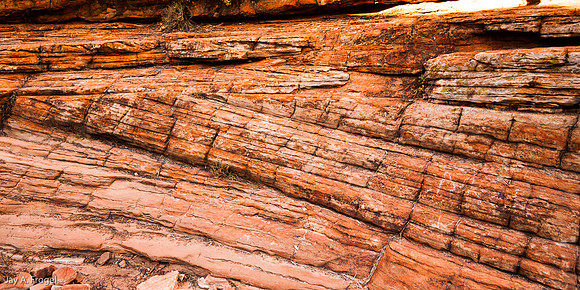 Kings Canyon - cross bedding of rocks