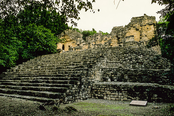 Calakmul   - Structure 3 - steps leading up