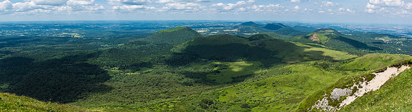 Volcanos from Puy de Dome