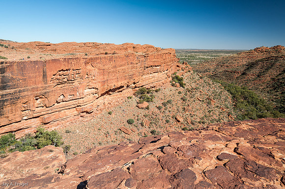Looking out to the mouth of Kings Canyon from the rim