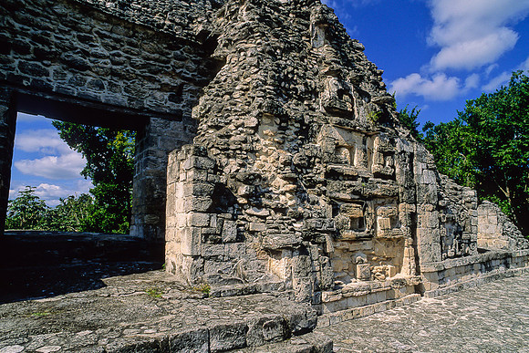 Becan  - Structure 10