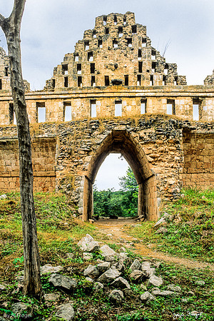 Uxmal - arch through house of doves