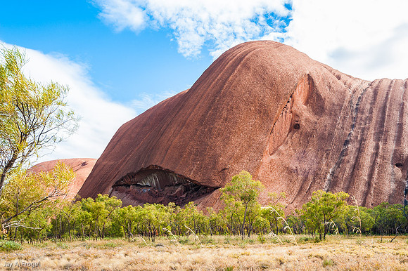 Uluru's friendly face
