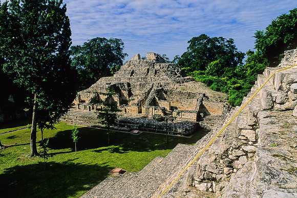 Becan   - Structure 2 from Structure 4
